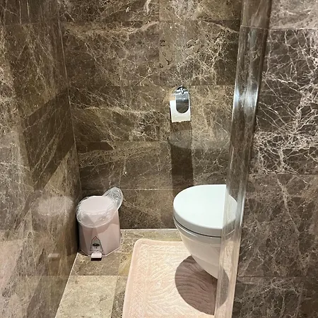 Ultra Luexs Apartment