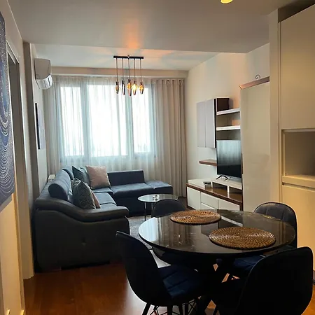 Apartment Ultra Luexs *