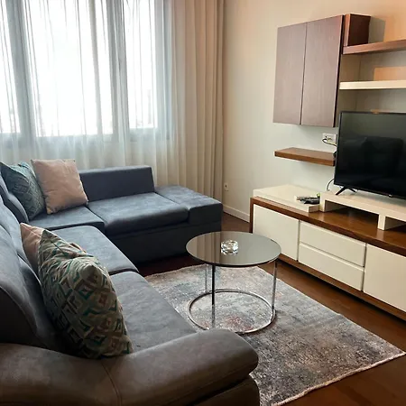 Ultra Luexs Apartment *