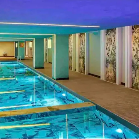 Ultra Luexs * Istanbul