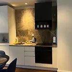 Ultra Luexs Apartment *