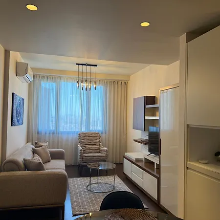 Ultra Luexs Apartment